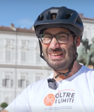 Da Torino a Roma in triciclo per dare voce alla disabilità